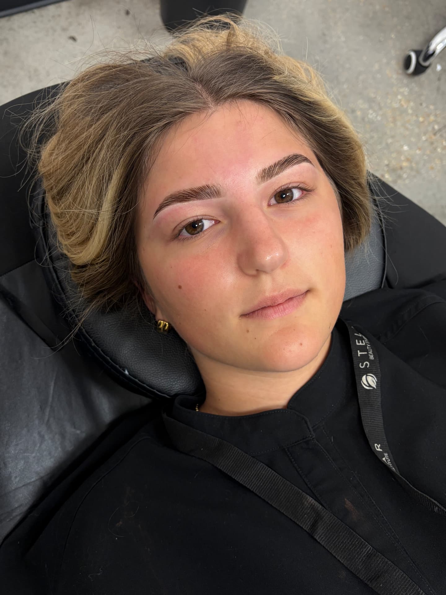 Brow sculpt before and after — brunette client — after